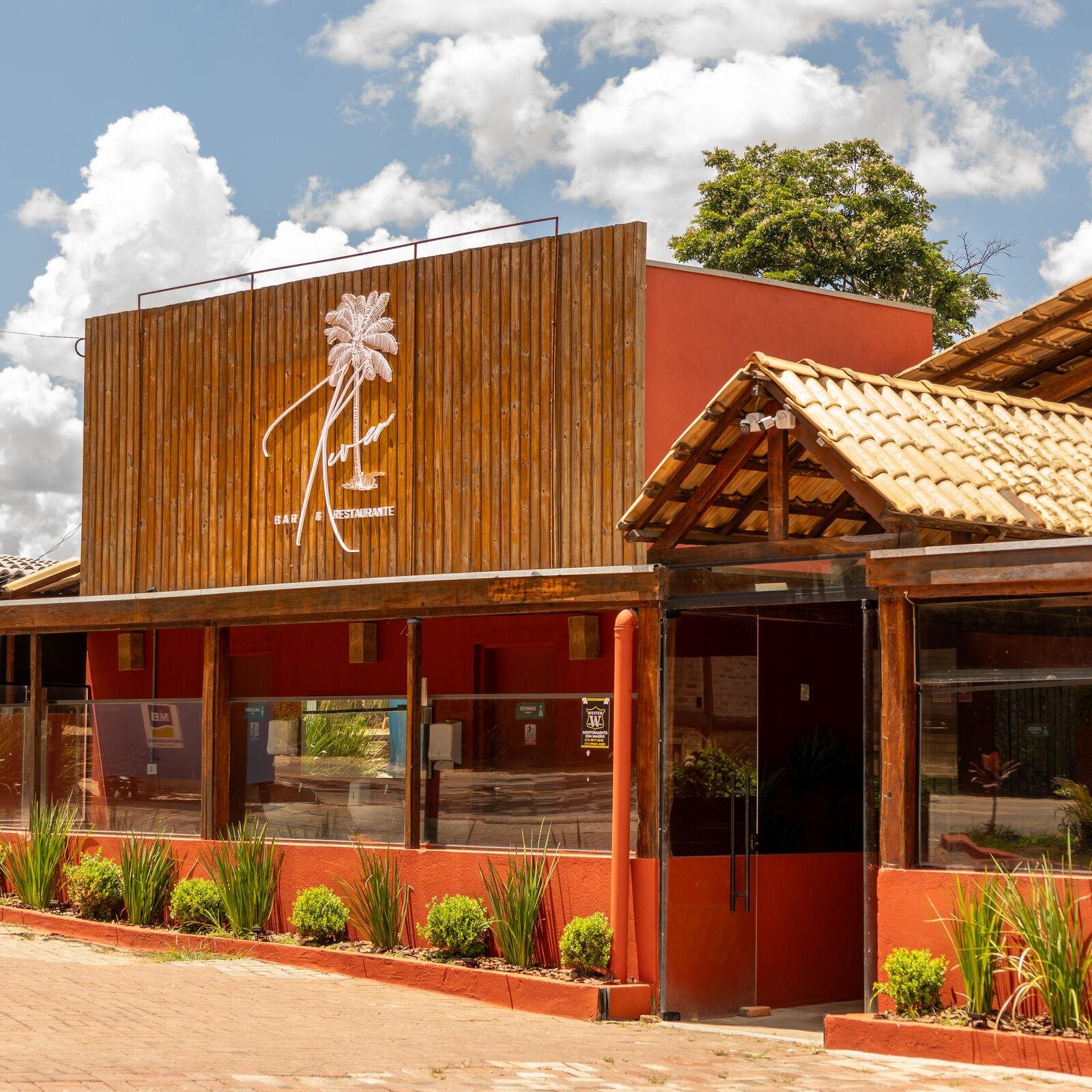 Fachada do River Bar & Restaurante